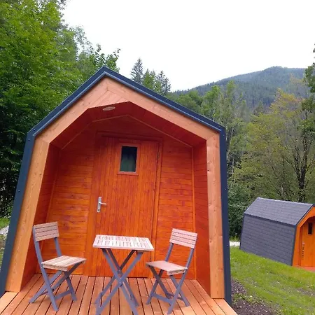 & Glamping Grintovec 豪华帐篷 *